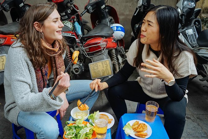 The 10 Tastings of Hanoi With Locals: Private Street Food Tour - Meeting by Hoan Kiem Lake