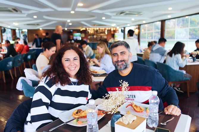 The Halong Catamaran Premium Day Cruise From Ha Long Bay - Lunch, cooking demonstration, and dietary requests