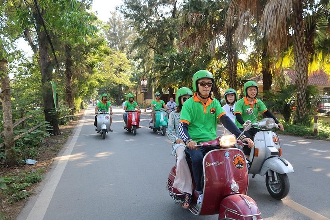 The insider's Hanoi 4.5 hours All highlight Places & Train Street - Phu Tay Ho and the changing lakeside view