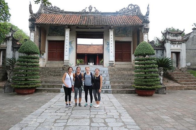 The insider's Hanoi 4.5 hours All highlight Places & Train Street - Long Bien Bridge and the Red River