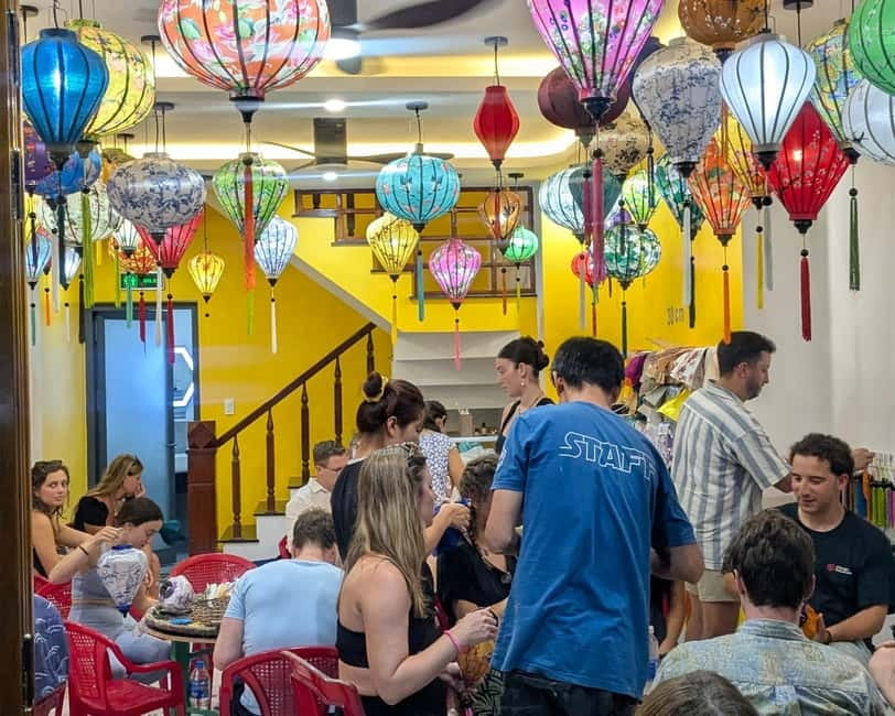 The Lantern Lady: Traditional Lantern Class in Old Town - What happens when the workshop gets busy