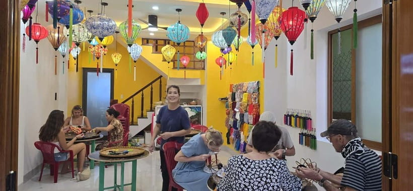 The Lantern Lady: Traditional Lantern Class in Old Town - Is $6 good value?