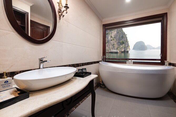 TOP TIER: 3 DAYS/2 NIGHTS tours- LIKE ABOSS on beautiful cruises - Day three and Sung Sot Cave