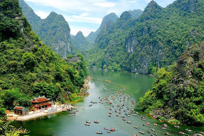 Trang An grottoes - Bai Dinh Pagoda Day Tours - The road to Trang An and the UNESCO scenery