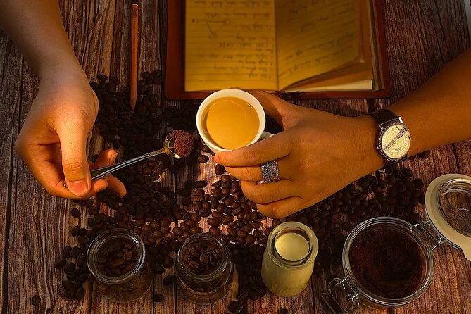 Vietnamese Culture and Coffee Making Class - A family-run class with humor and local character