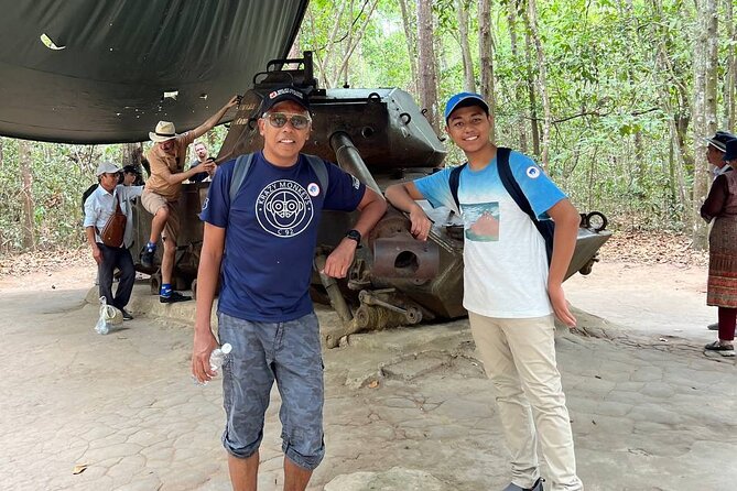 VIP Tour: Cu Chi Tunnels Half Day | Option: Real Shooting Guns - Should you choose the real shooting-gun option?