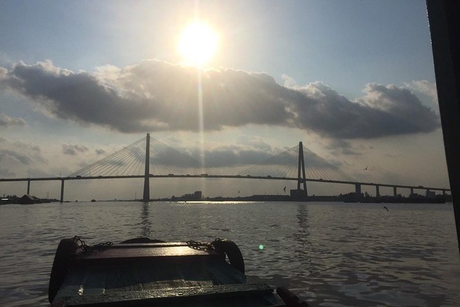 VIP Tour Cuchi Tunnels & Mekong Delta Cruise Full Day Group 12pax - The pace, transport, and group size