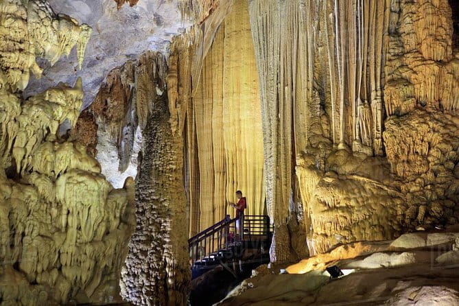 Zipline Dark cave & Paradise cave: Full-day Exploration - Timing, drop-off, and the small-group reality
